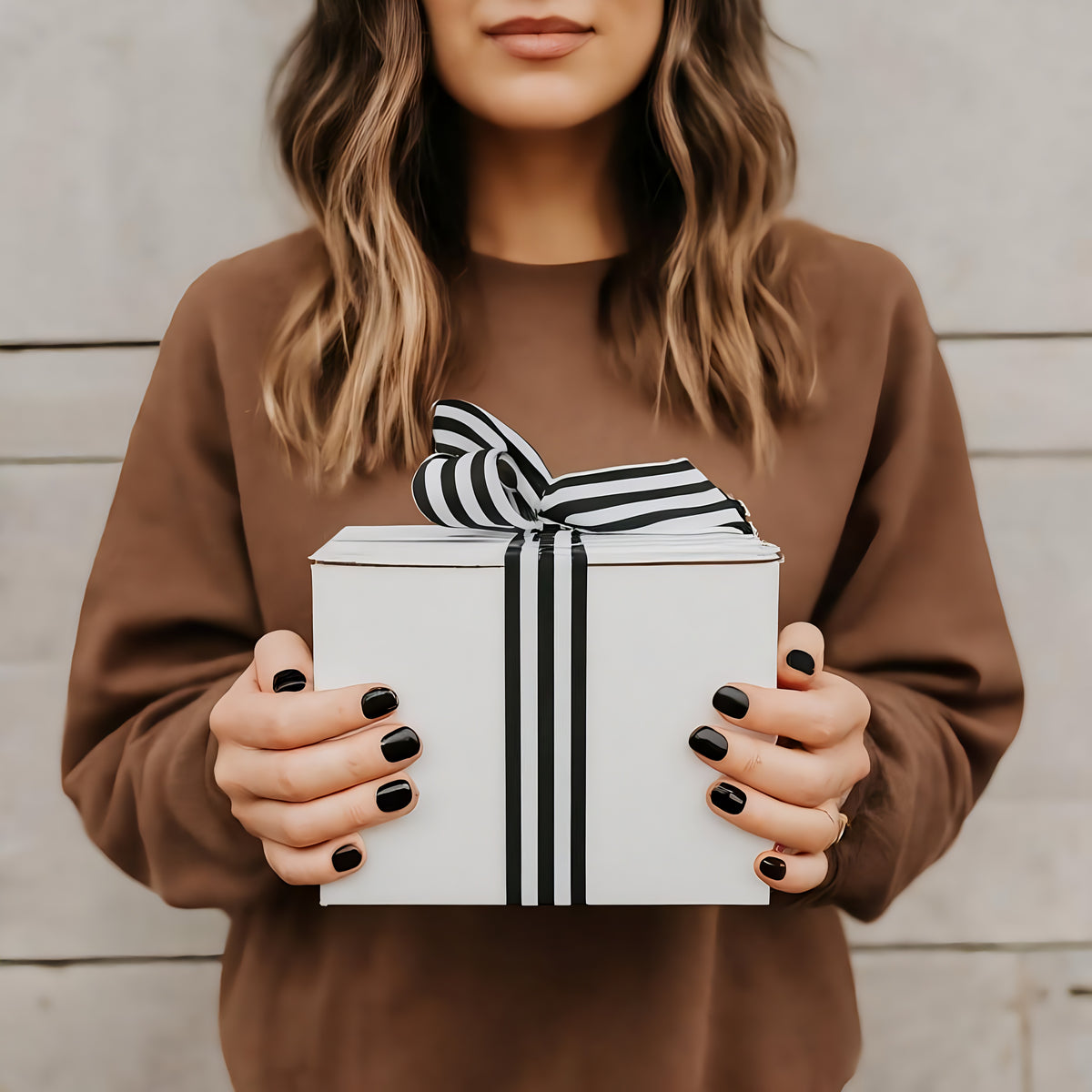 Gift Box + Card + Confetti Confetti Gift Company